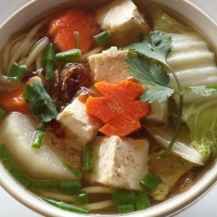 Mi Chay - Noodle soup with tofu and vegetables